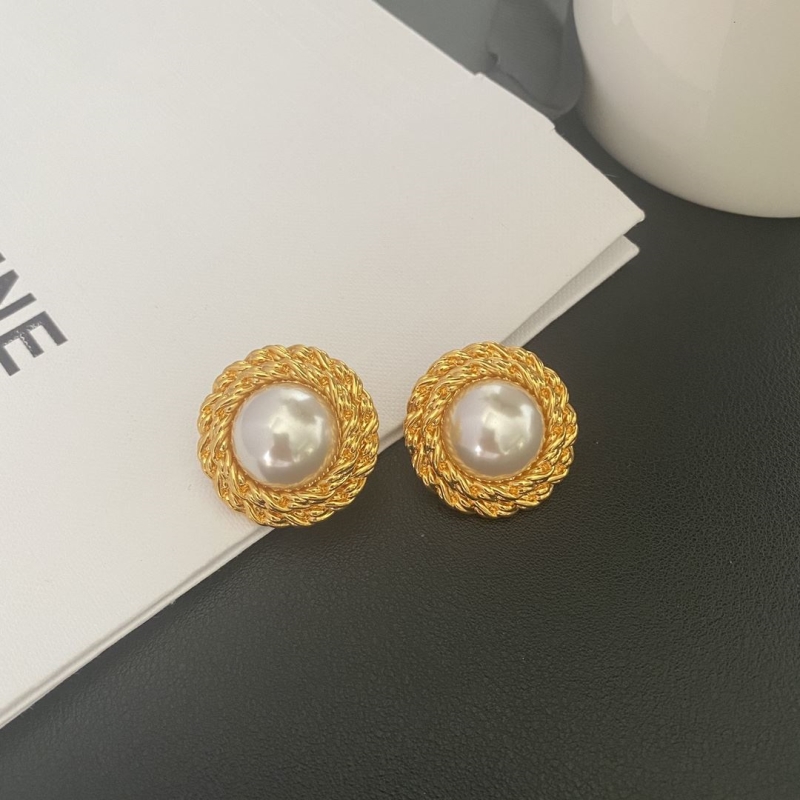 Ce1i*e earrings